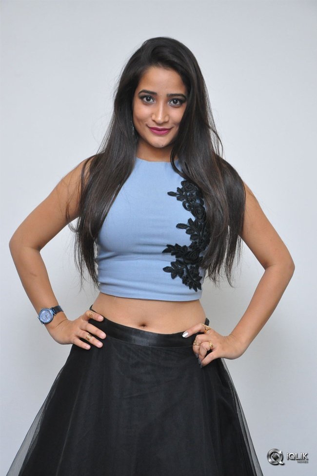 Santoshi-Sharma-New-Photos
